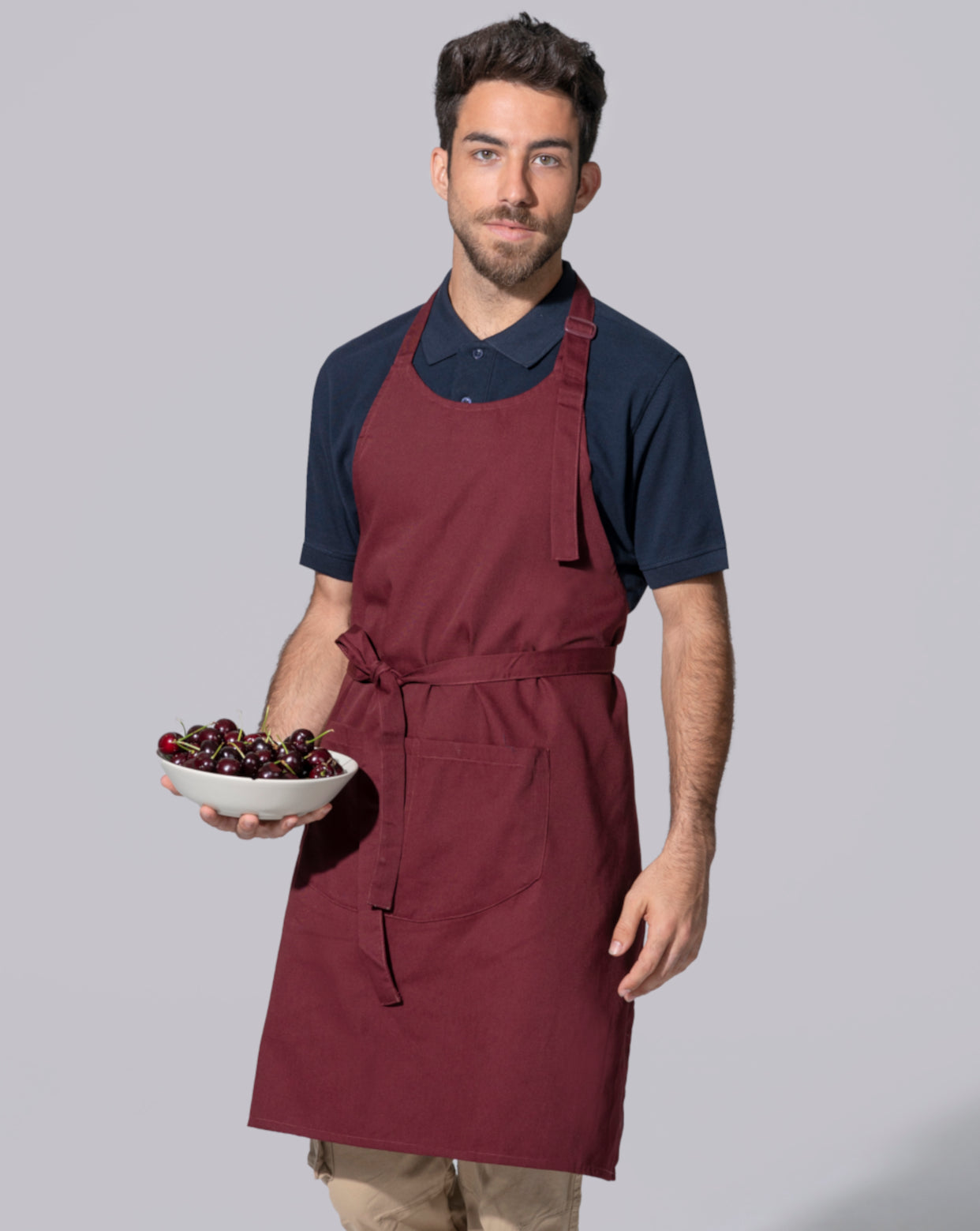 Fartuch kelnerski z logo – gastronomia HoReCa rzemiosło
